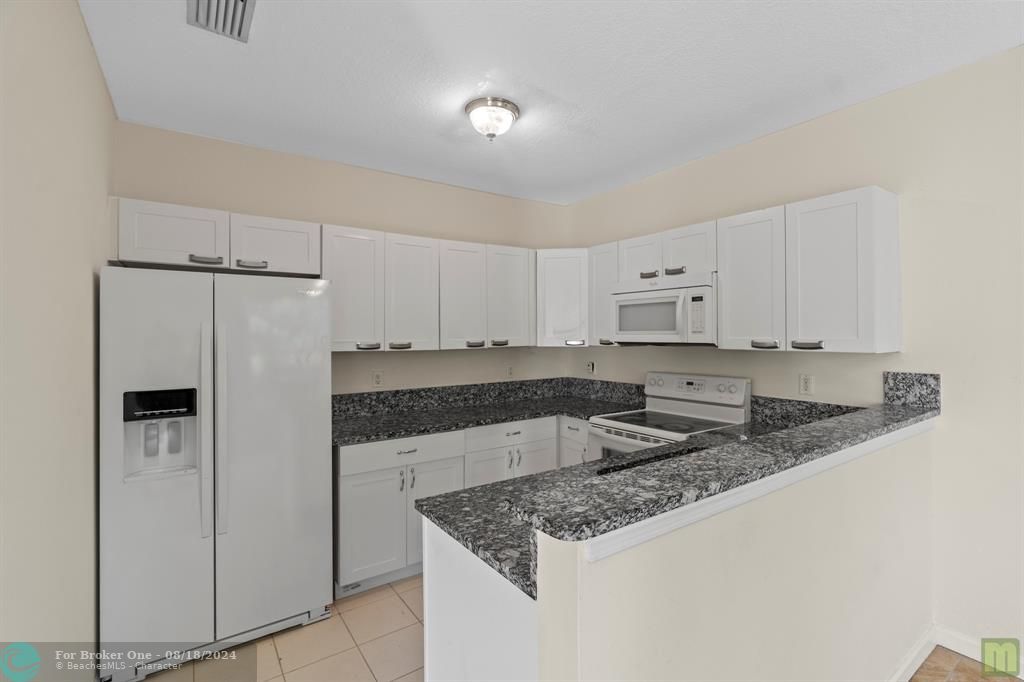 For Sale: $350,000 (3 beds, 2 baths, 1332 Square Feet)