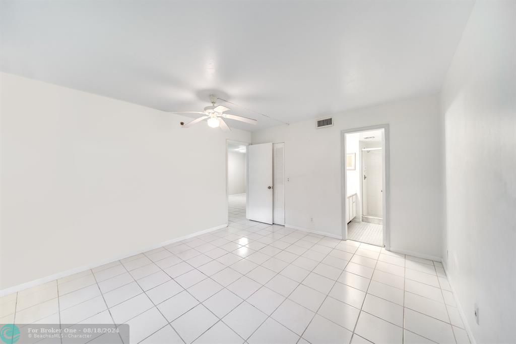 For Sale: $149,000 (2 beds, 2 baths, 1020 Square Feet)