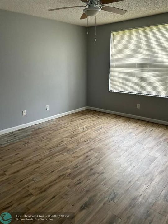 For Rent: $2,200 (2 beds, 2 baths, 1114 Square Feet)