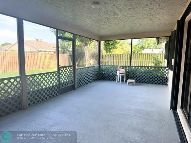 For Rent: $4,750 (4 beds, 2 baths, 2217 Square Feet)