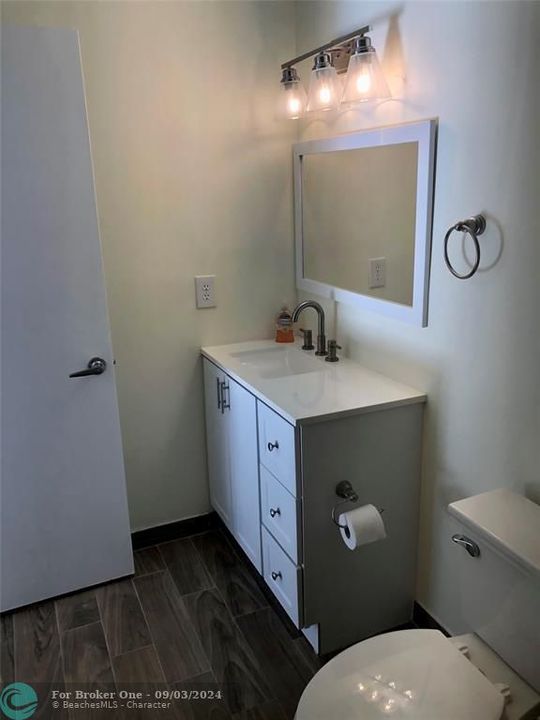 For Rent: $2,550 (2 beds, 2 baths, 1068 Square Feet)