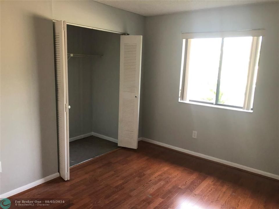 For Rent: $2,500 (2 beds, 2 baths, 1068 Square Feet)