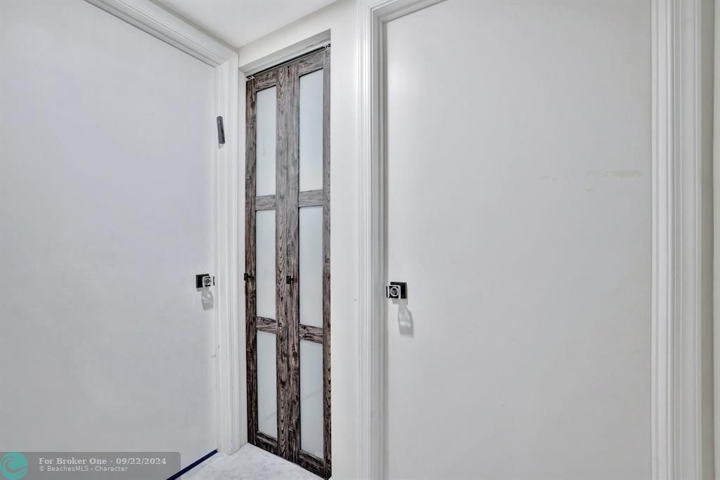 For Sale: $589,000 (2 beds, 2 baths, 1590 Square Feet)