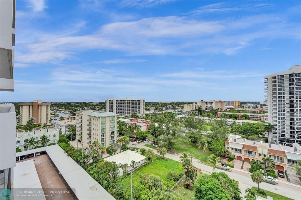 For Sale: $510,000 (2 beds, 2 baths, 1200 Square Feet)