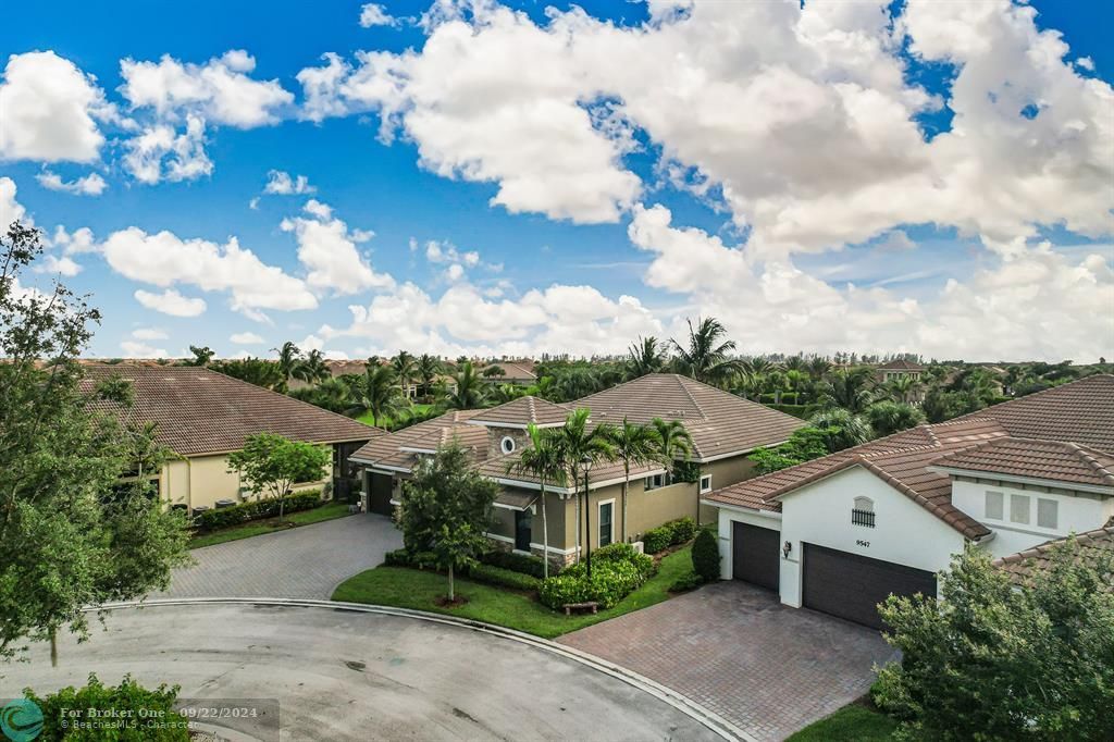 For Sale: $1,250,000 (4 beds, 3 baths, 3110 Square Feet)