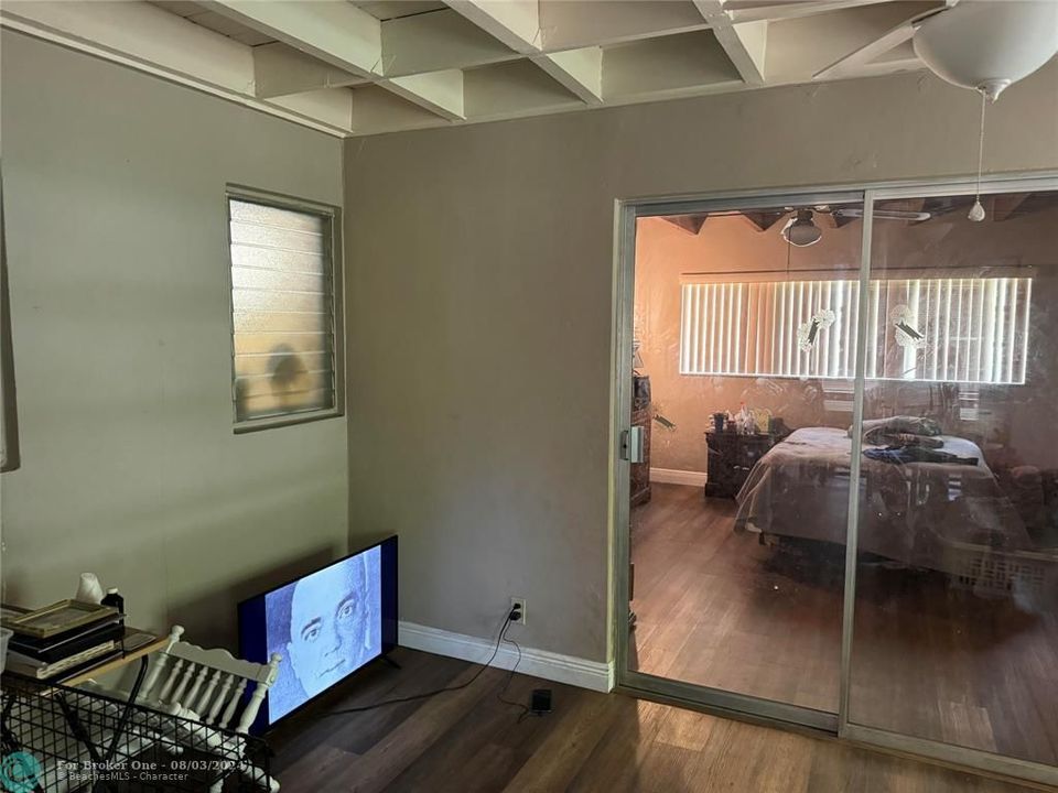 En Venta: $320,000 (3 camas, 1 baños, 1574 Pies cuadrados)