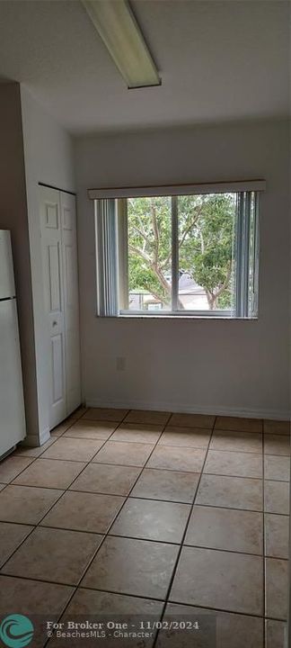 For Rent: $2,200 (2 beds, 2 baths, 970 Square Feet)