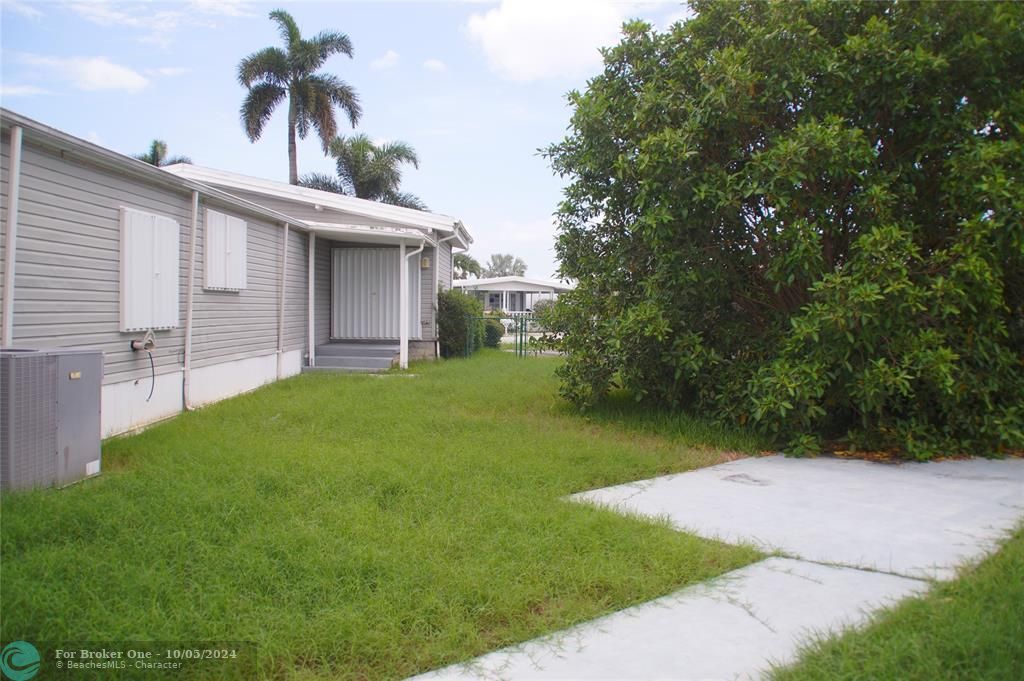 Recently Sold: $349,000 (3 beds, 2 baths, 1684 Square Feet)