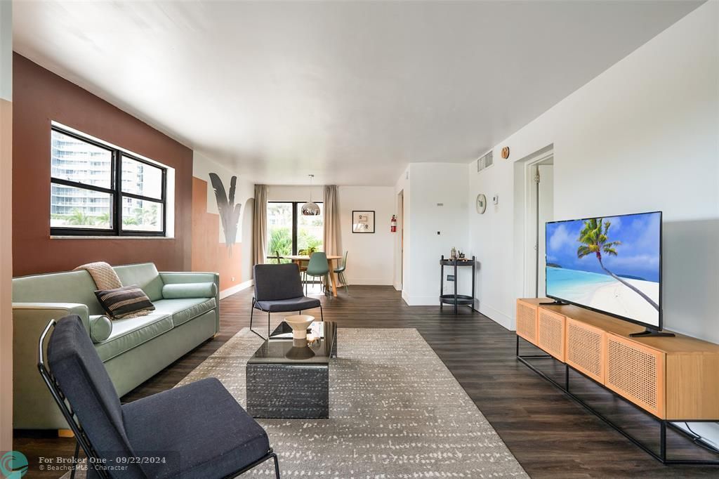 Recently Rented: $2,690 (1 beds, 1 baths, 26228 Square Feet)