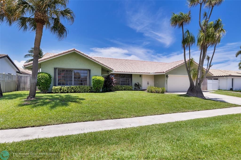 For Sale: $2,479,000 (3 beds, 2 baths, 2795 Square Feet)