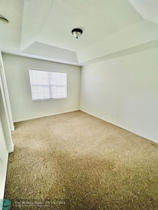 For Rent: $2,300 (3 beds, 2 baths, 1565 Square Feet)