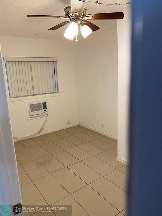 For Sale: $1,795 (2 beds, 1 baths, 2031 Square Feet)