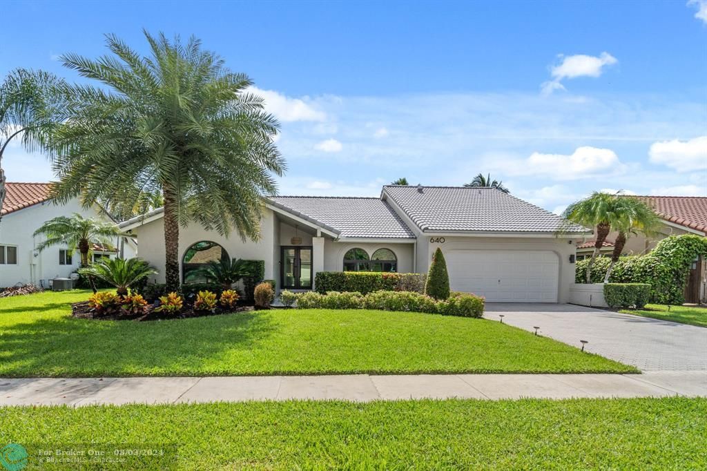 For Sale: $1,290,000 (3 beds, 2 baths, 2298 Square Feet)