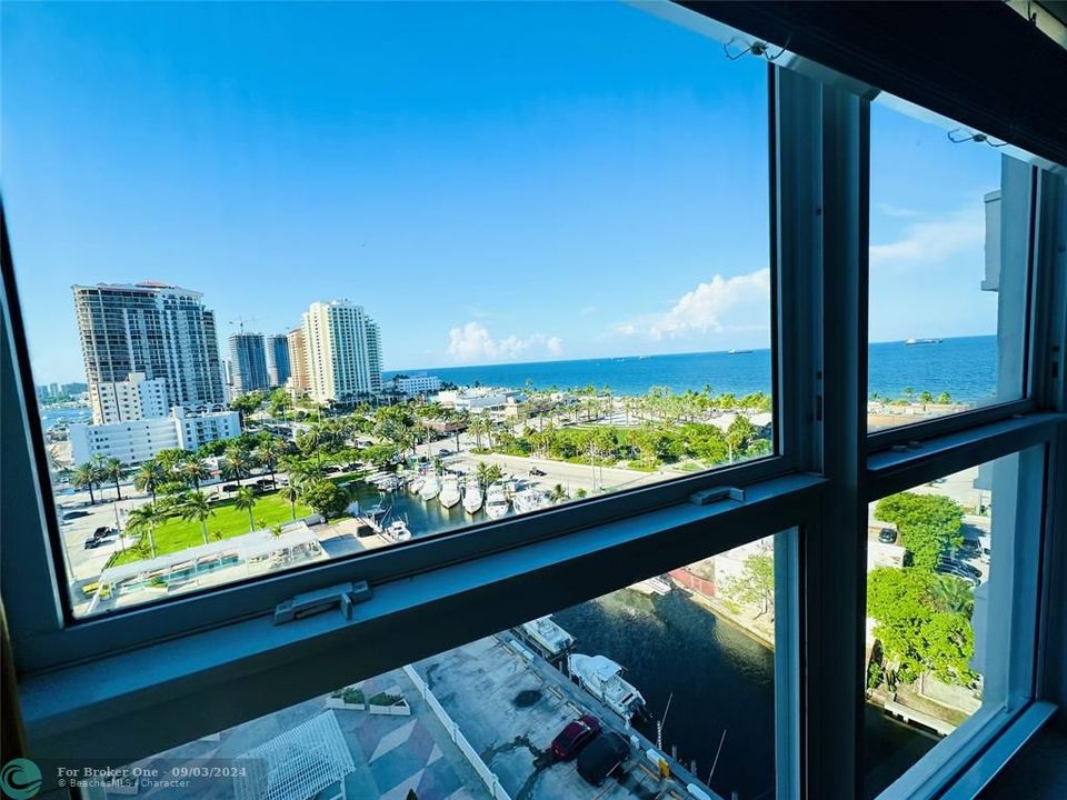 For Sale: $899,000 (2 beds, 2 baths, 1350 Square Feet)