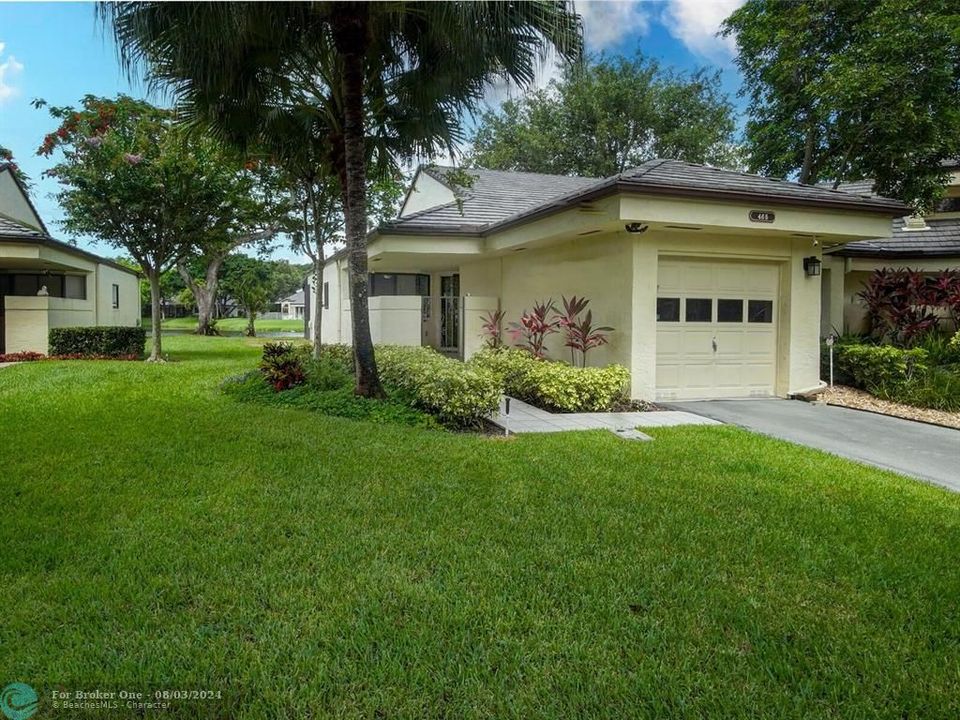 For Sale: $624,999 (3 beds, 2 baths, 1536 Square Feet)