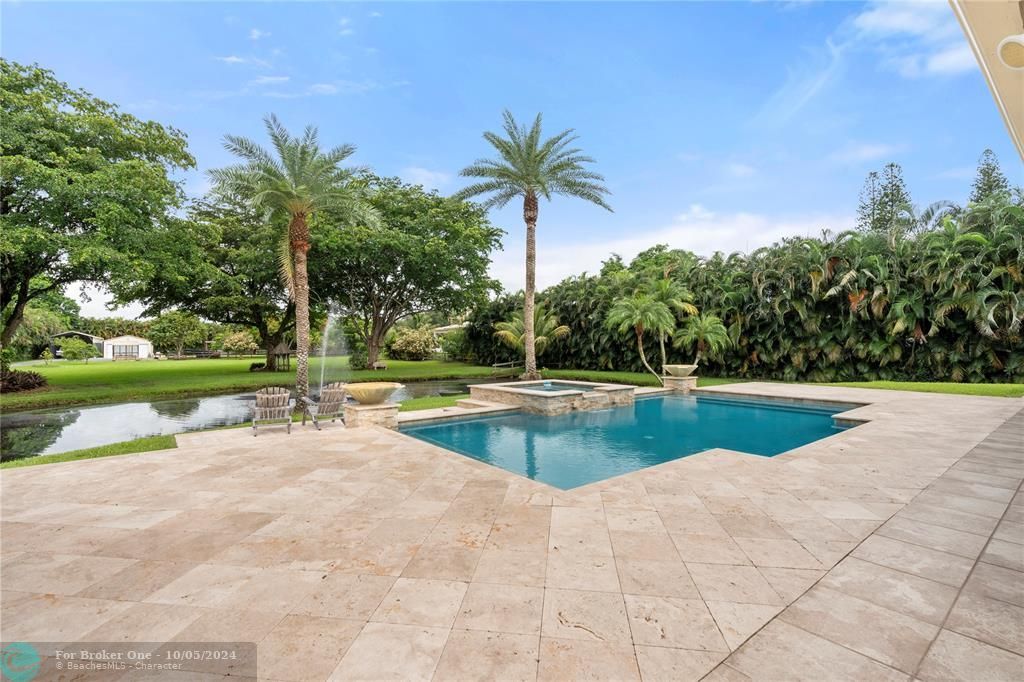 Recently Sold: $2,795,000 (4 beds, 2 baths, 2520 Square Feet)