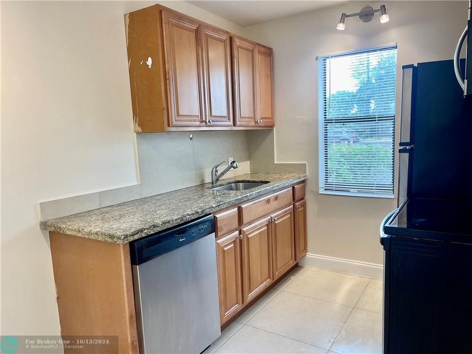 For Rent: $1,600 (1 beds, 1 baths, 0 Square Feet)