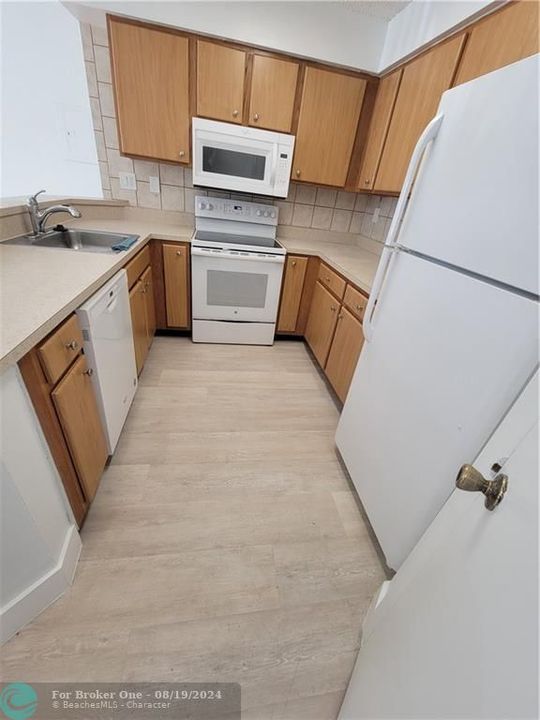 For Rent: $2,050 (2 beds, 2 baths, 0 Square Feet)