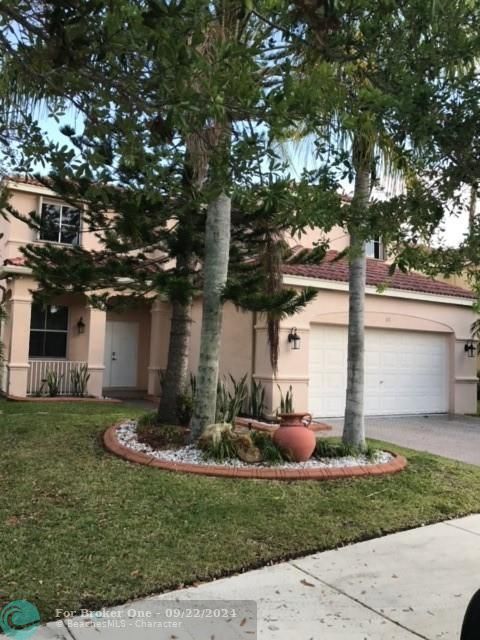 For Rent: $4,800 (4 beds, 2 baths, 2078 Square Feet)