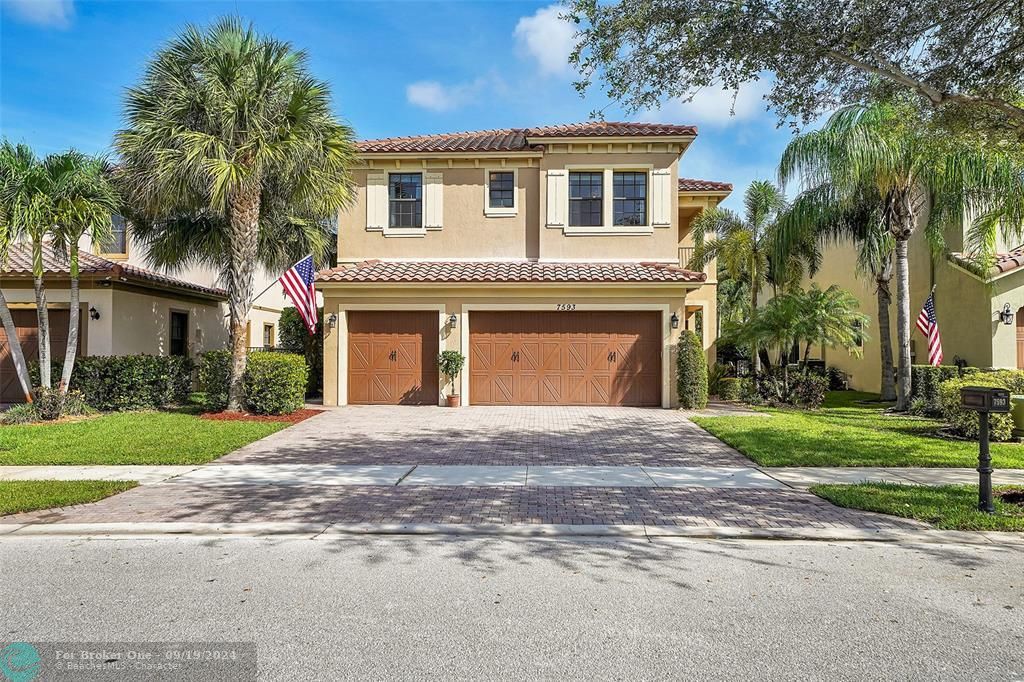 Active With Contract: $999,000 (5 beds, 4 baths, 3302 Square Feet)