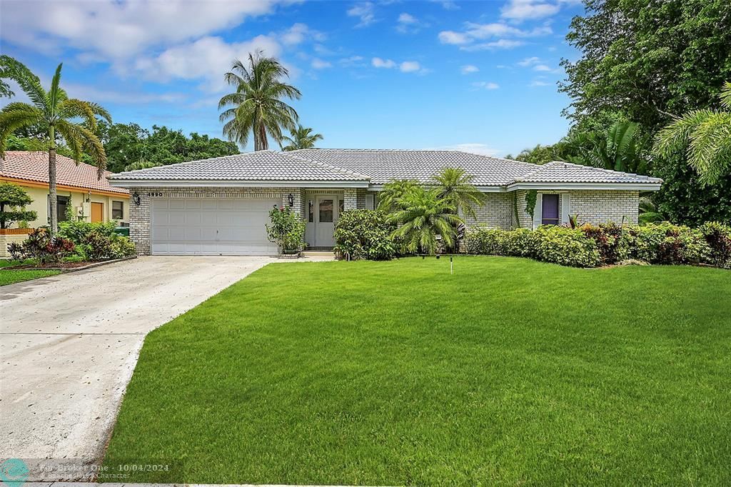 Active With Contract: $724,999 (4 beds, 2 baths, 1994 Square Feet)