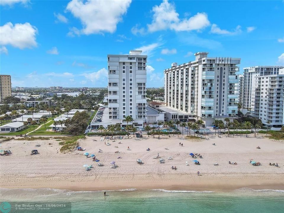 Recently Sold: $599,999 (2 beds, 2 baths, 1520 Square Feet)