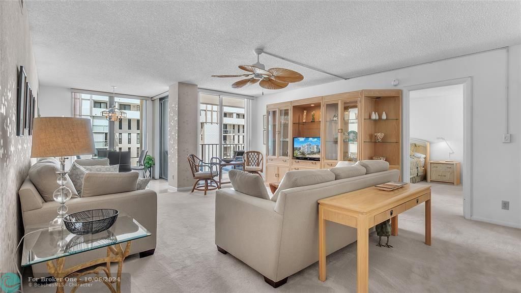 Recently Sold: $599,999 (2 beds, 2 baths, 1520 Square Feet)