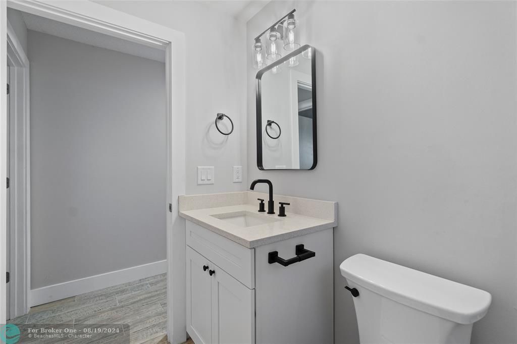 For Sale: $414,900 (2 beds, 2 baths, 1627 Square Feet)