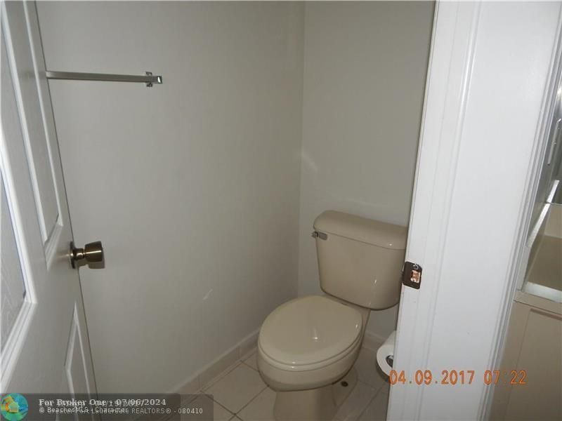 出租: $2,500 (2 贝兹, 2 浴室, 1379 平方英尺)