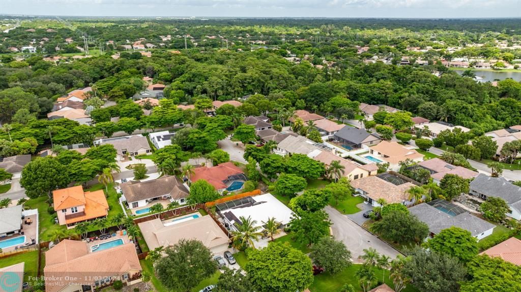 For Sale: $699,899 (4 beds, 2 baths, 2208 Square Feet)