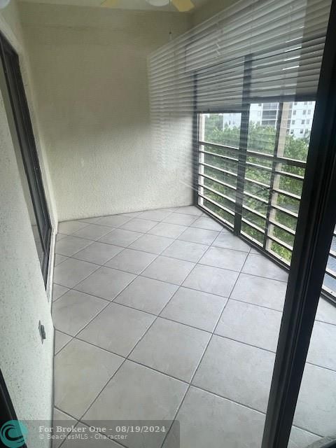 En Venta: $149,900 (1 camas, 1 baños, 950 Pies cuadrados)