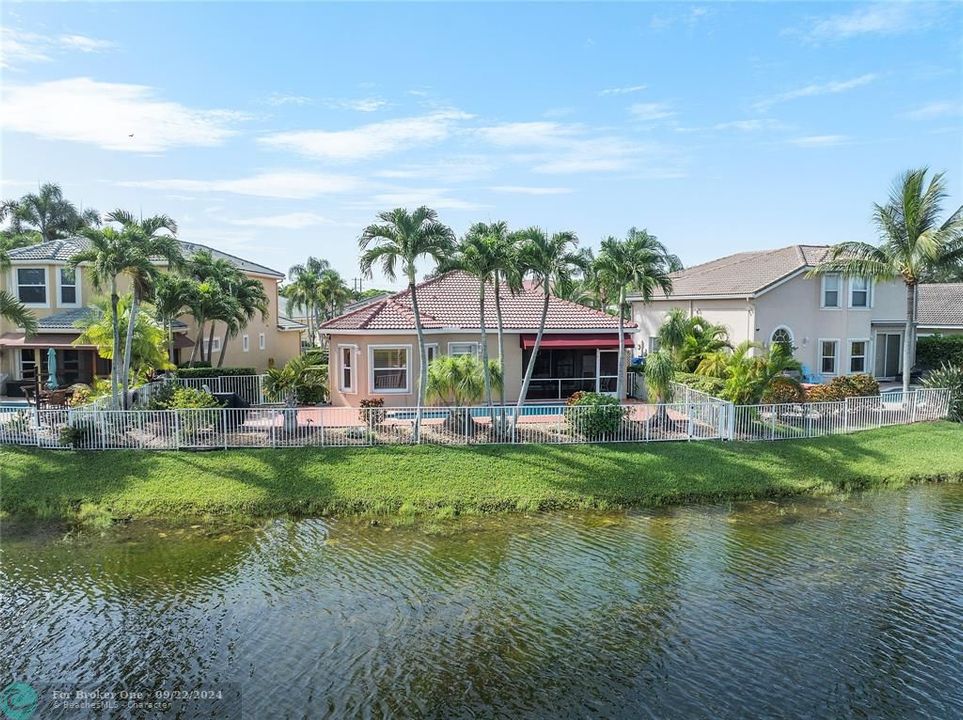 For Sale: $715,000 (4 beds, 2 baths, 2106 Square Feet)