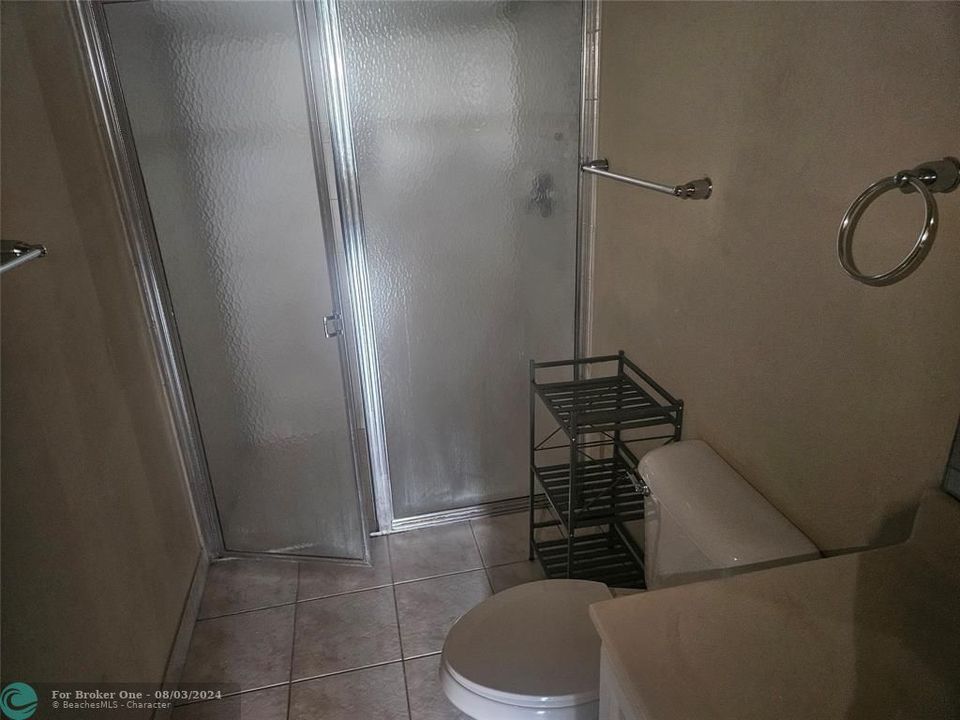 出租: $2,600 (3 贝兹, 2 浴室, 1210 平方英尺)