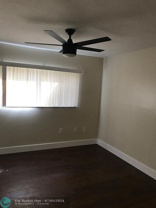 For Rent: $3,400 (3 beds, 2 baths, 1685 Square Feet)