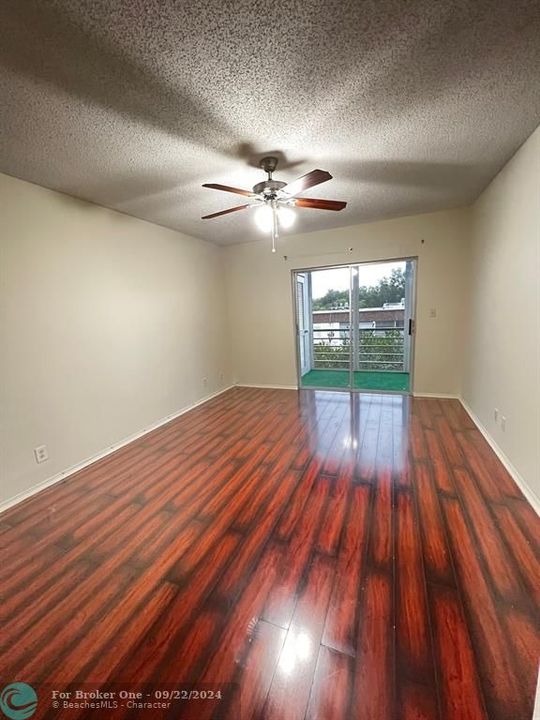 For Rent: $1,900 (2 beds, 2 baths, 756 Square Feet)