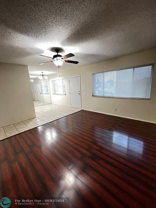For Rent: $1,900 (2 beds, 2 baths, 756 Square Feet)