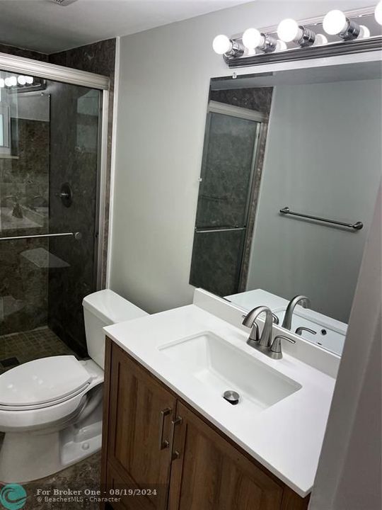 For Rent: $2,100 (2 beds, 2 baths, 1180 Square Feet)