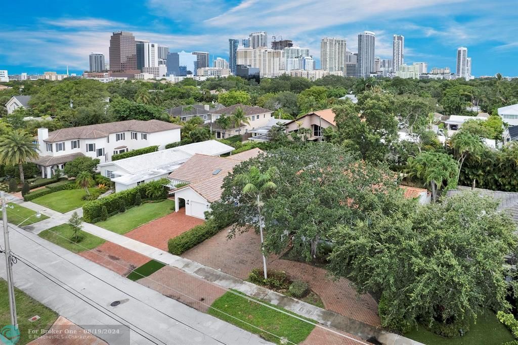 For Sale: $2,200,000 (3 beds, 3 baths, 2408 Square Feet)