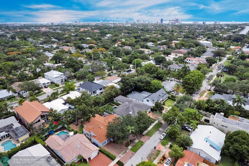 For Sale: $2,200,000 (3 beds, 3 baths, 2408 Square Feet)