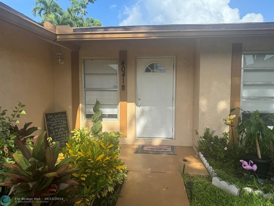 For Sale: $539,000 (4 beds, 2 baths, 1684 Square Feet)