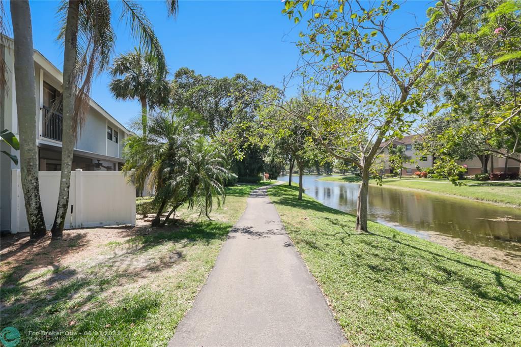 For Sale: $398,000 (3 beds, 2 baths, 1444 Square Feet)