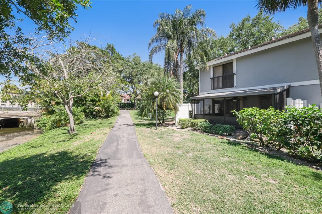 For Sale: $398,000 (3 beds, 2 baths, 1444 Square Feet)