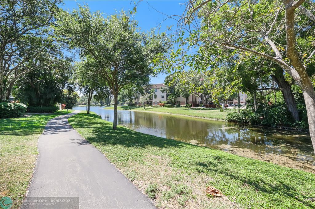 For Sale: $398,000 (3 beds, 2 baths, 1444 Square Feet)