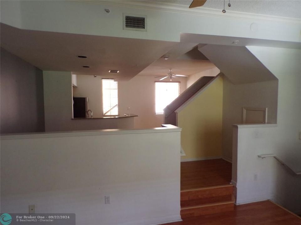 For Rent: $3,500 (3 beds, 2 baths, 1450 Square Feet)