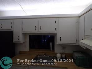 For Rent: $1,600 (2 beds, 2 baths, 1010 Square Feet)