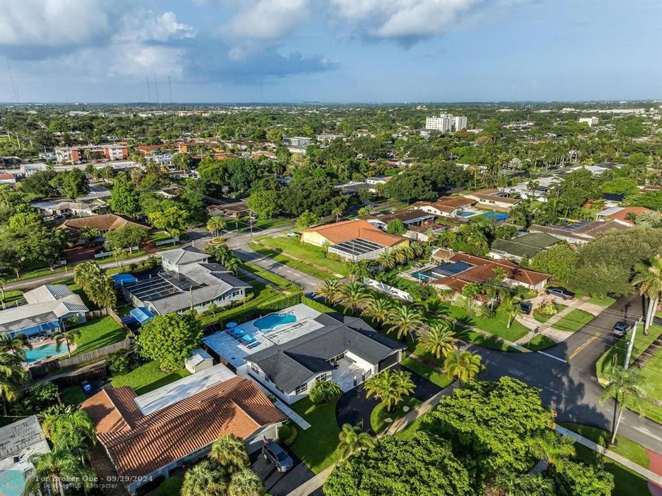 For Sale: $1,200,000 (3 beds, 2 baths, 2128 Square Feet)