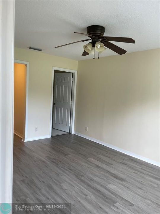 For Rent: $2,900 (3 beds, 2 baths, 1641 Square Feet)