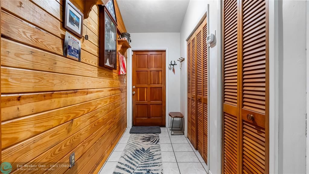 Vendido Recientemente: $499,999 (3 camas, 2 baños, 1381 Pies cuadrados)