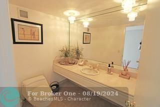 For Sale: $999,000 (2 beds, 2 baths, 1934 Square Feet)