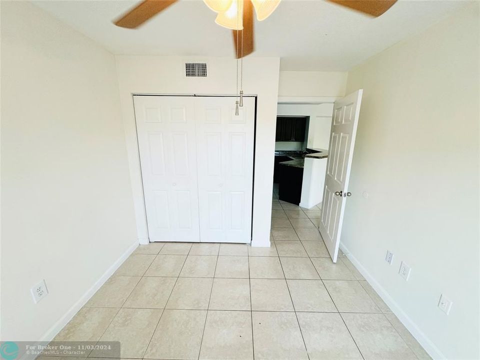 For Rent: $2,250 (3 beds, 2 baths, 1300 Square Feet)